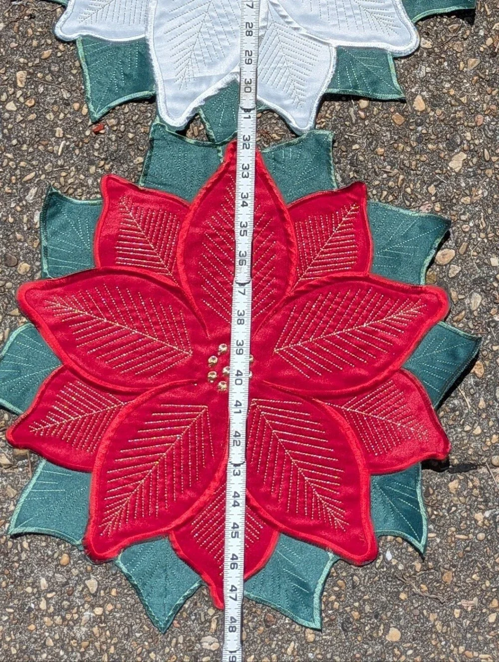 Holiday Poinsettia Table Runner - Red & White